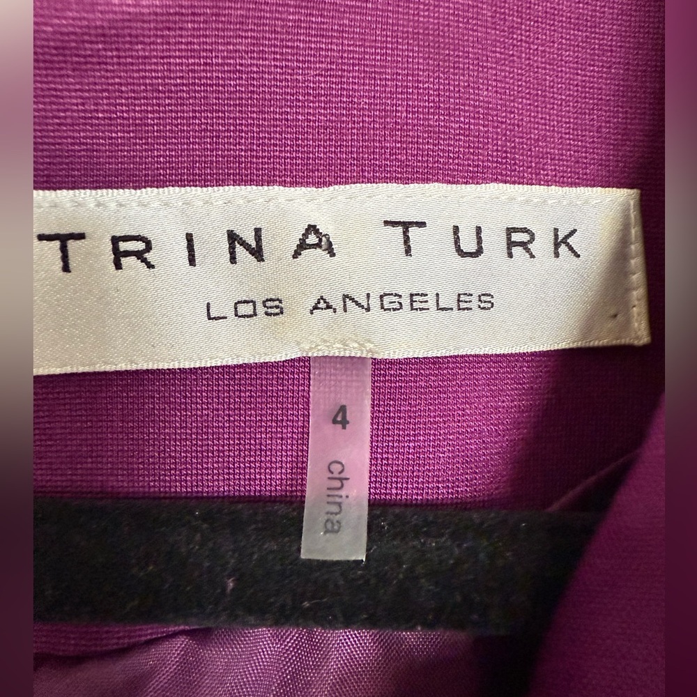 TRINA TURK Plum/Purple Sheath Dress w/ Floral Embellishments - Size 4 - Picture 5 of 5